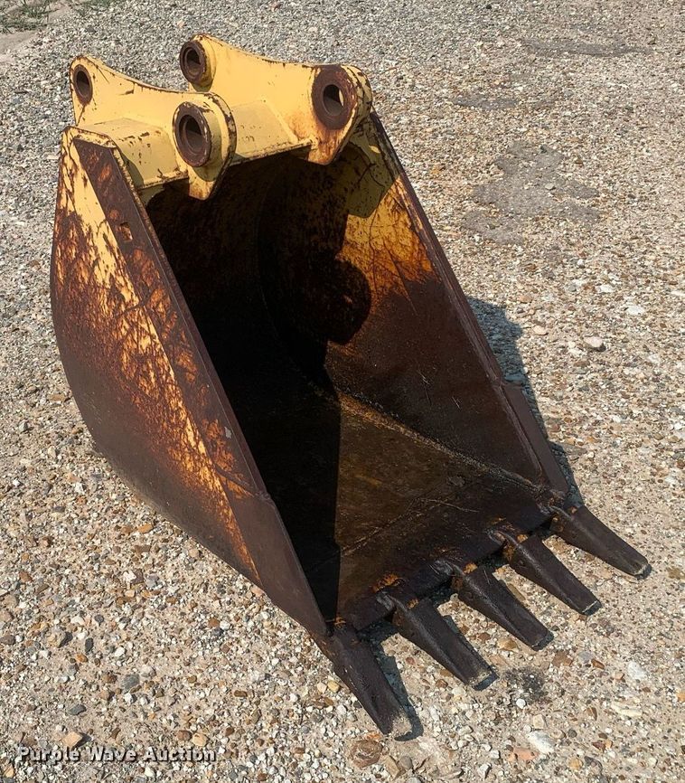 image for item LH9655 Caterpillar  excavator bucket