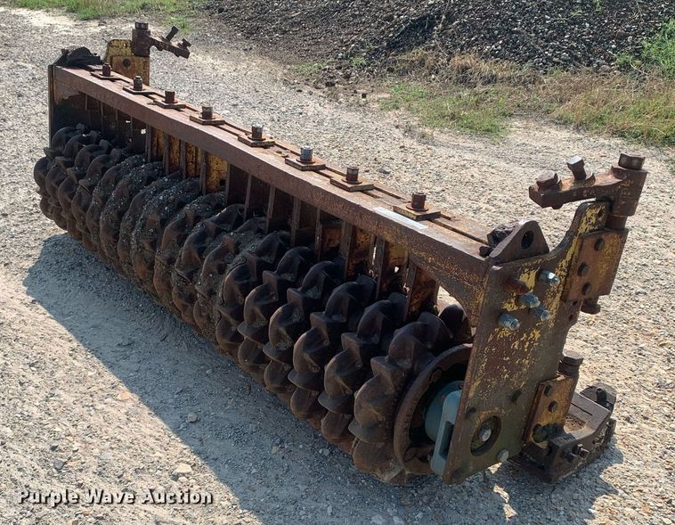 image for item LH9656 7' W cultipacker