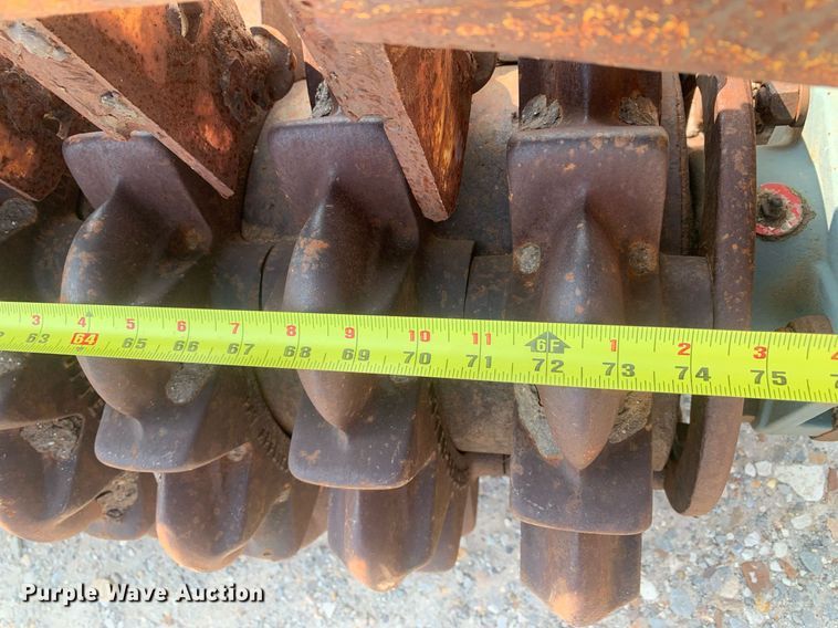 image for item LH9656 7' W cultipacker