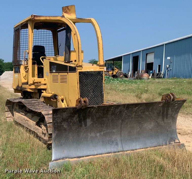 image for item LH9659 1994 Caterpillar D4C XL  dozer