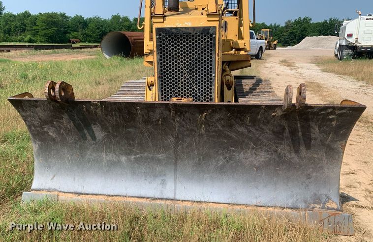 image for item LH9659 1994 Caterpillar D4C XL  dozer