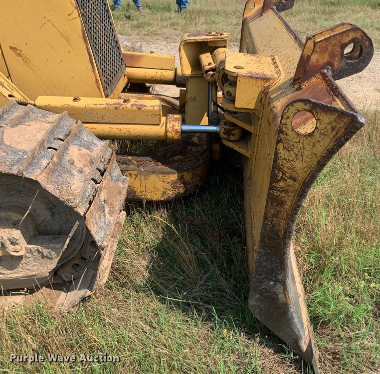 image for item LH9659 1994 Caterpillar D4C XL  dozer