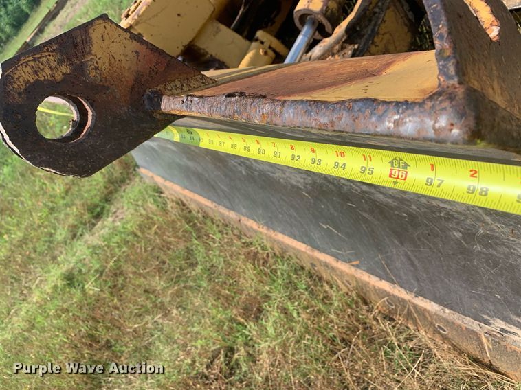 image for item LH9659 1994 Caterpillar D4C XL  dozer