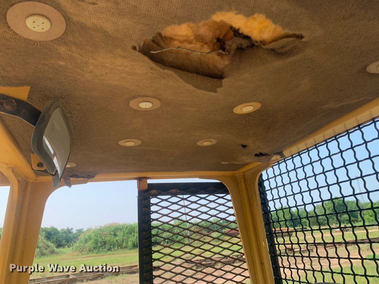 image for item LH9659 1994 Caterpillar D4C XL  dozer