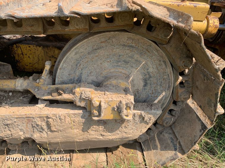 image for item LH9659 1994 Caterpillar D4C XL  dozer
