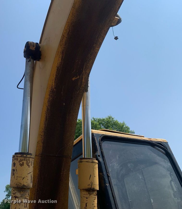 image for item LH9660 1991 Caterpillar E120B  excavator