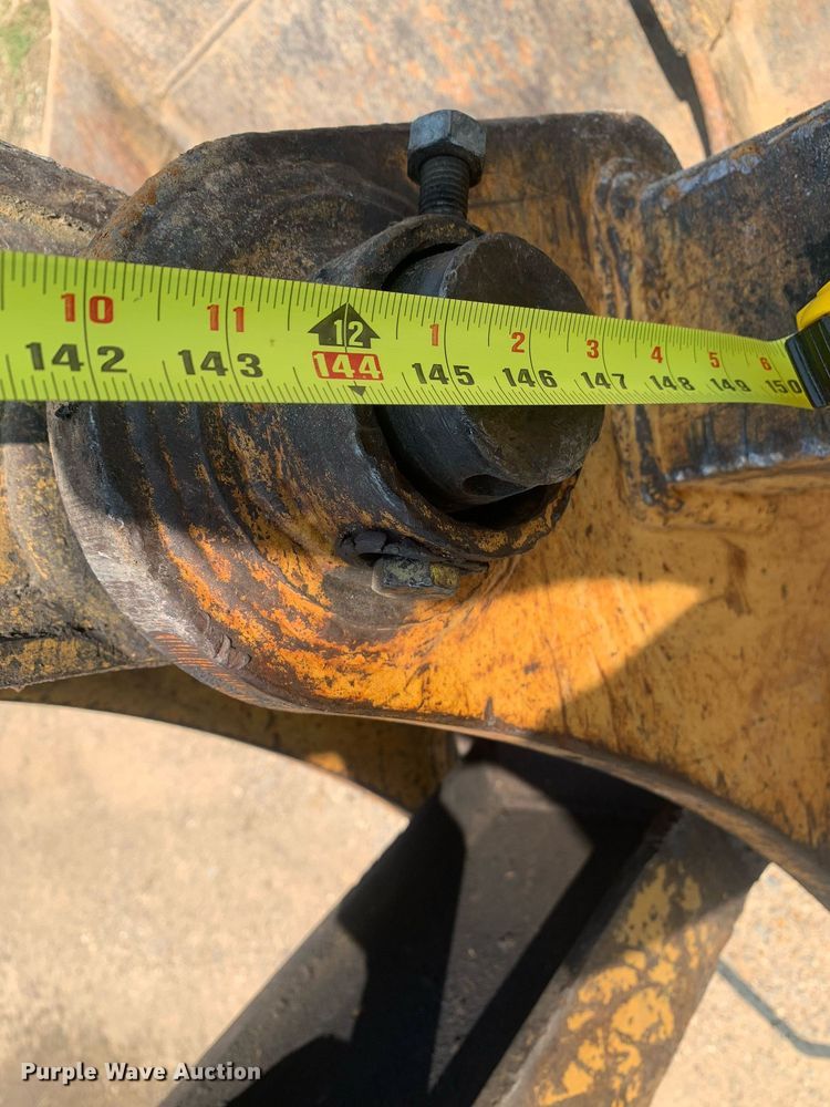 image for item LH9660 1991 Caterpillar E120B  excavator