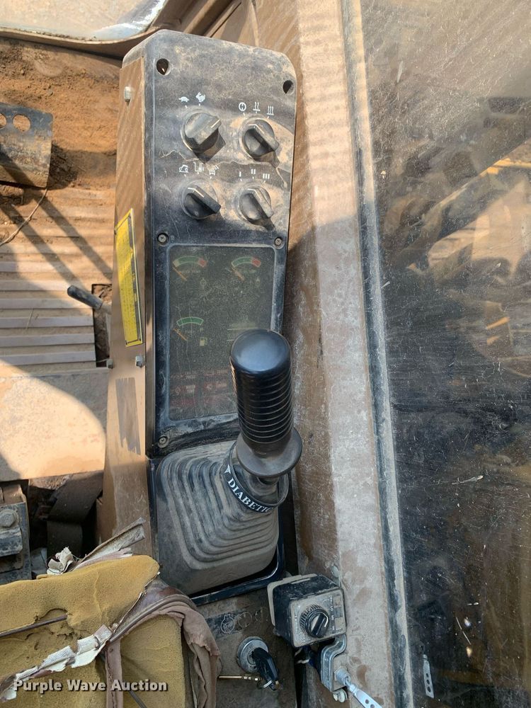 image for item LH9660 1991 Caterpillar E120B  excavator