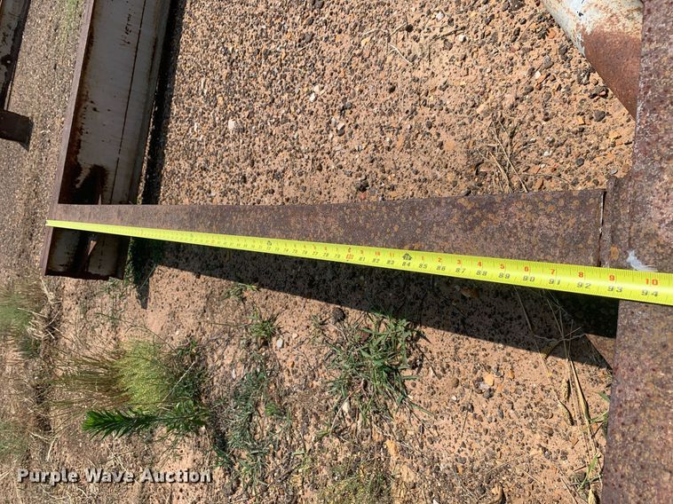 image for item LH9662 (3) bridge supports