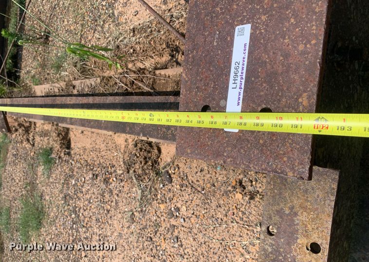 image for item LH9662 (3) bridge supports