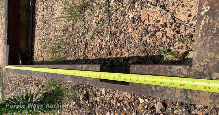 image for item LH9663 (3) bridge supports