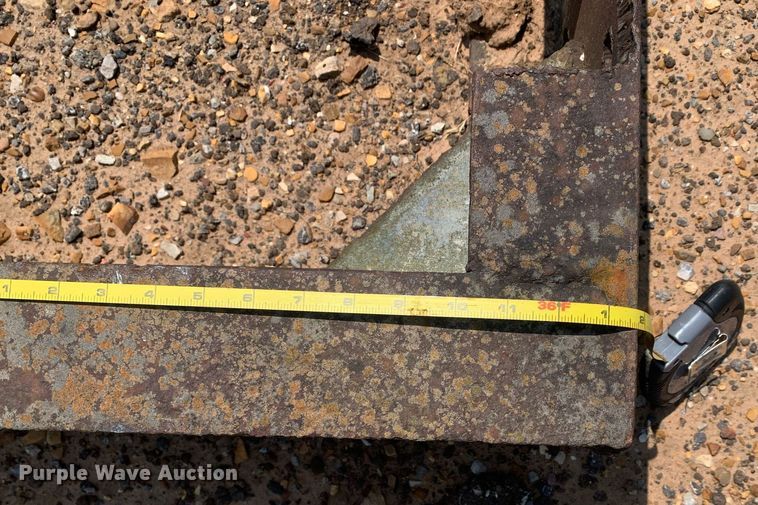 image for item LH9663 (3) bridge supports