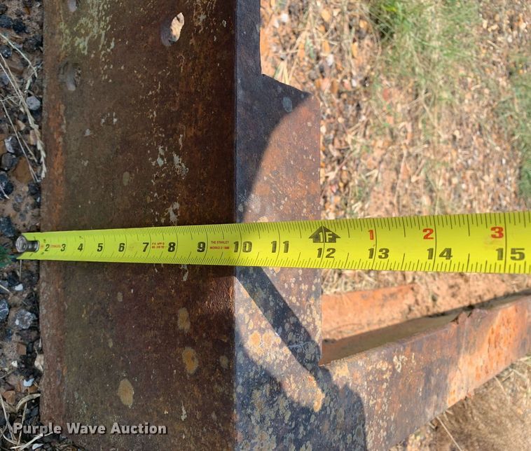 image for item LH9663 (3) bridge supports