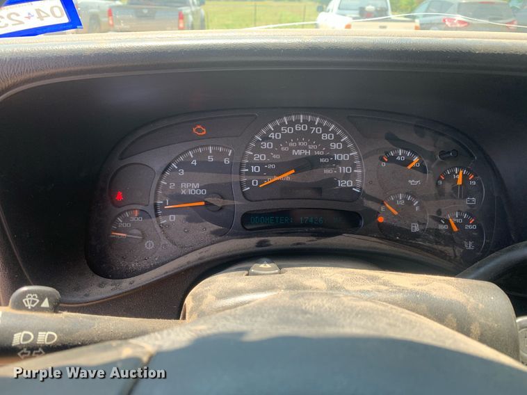 image for item LH9664 2005 Chevrolet Silverado 3500  Crew Cab pickup truck