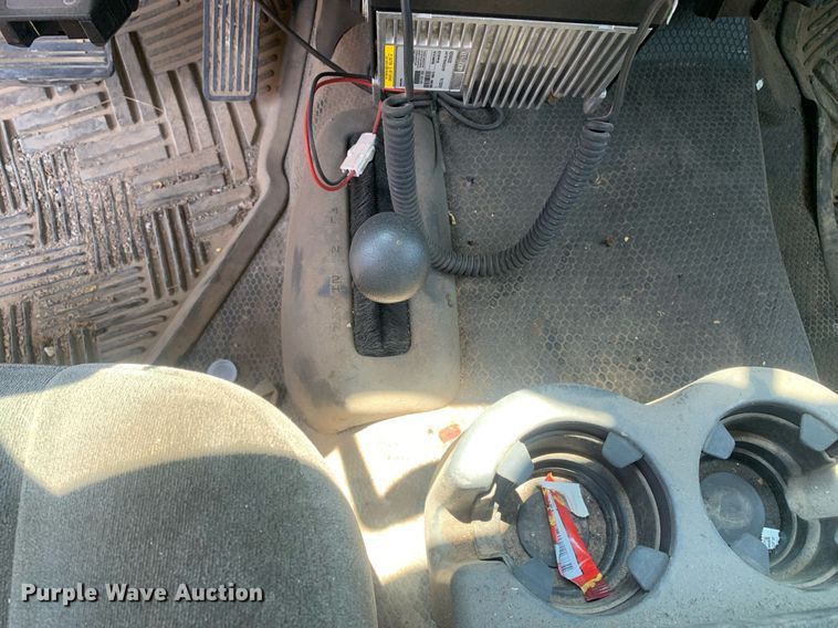 image for item LH9664 2005 Chevrolet Silverado 3500  Crew Cab pickup truck