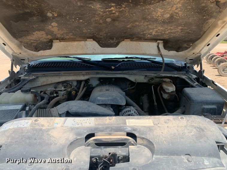 image for item LH9664 2005 Chevrolet Silverado 3500  Crew Cab pickup truck