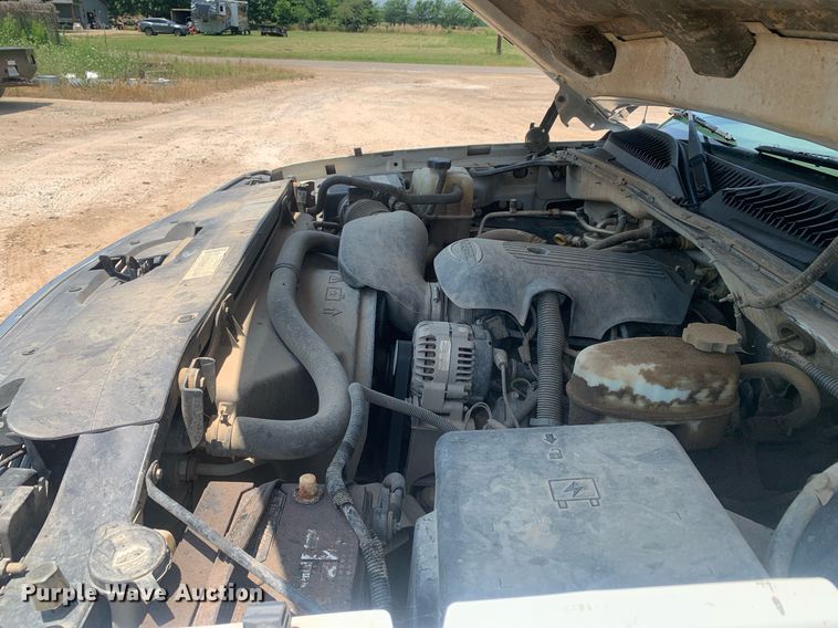 image for item LH9664 2005 Chevrolet Silverado 3500  Crew Cab pickup truck