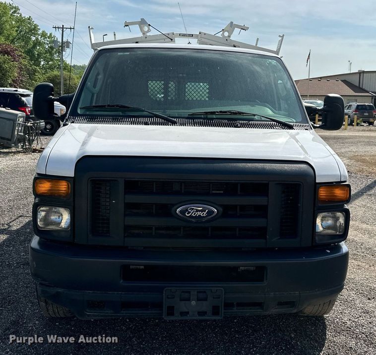 image for item LN9234 2013 Ford E250  van