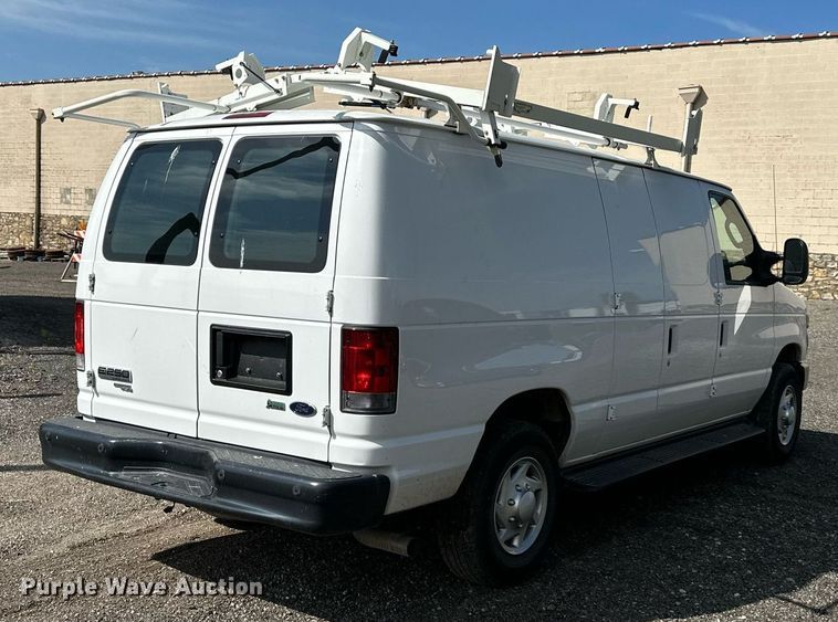 image for item LN9234 2013 Ford E250  van