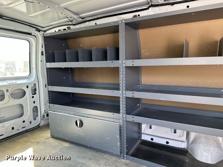 image for item LN9234 2013 Ford E250  van