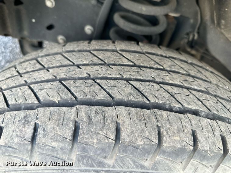 image for item LN9234 2013 Ford E250  van