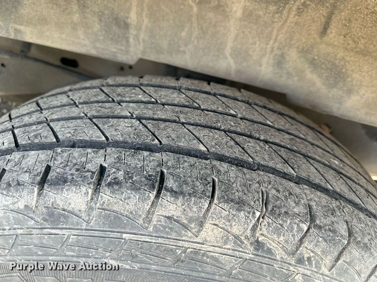 image for item LN9234 2013 Ford E250  van