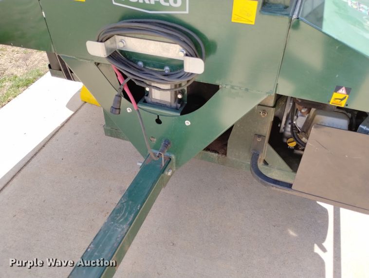 image for item LP9575 Turfco Widespread 1540  top dresser spreader