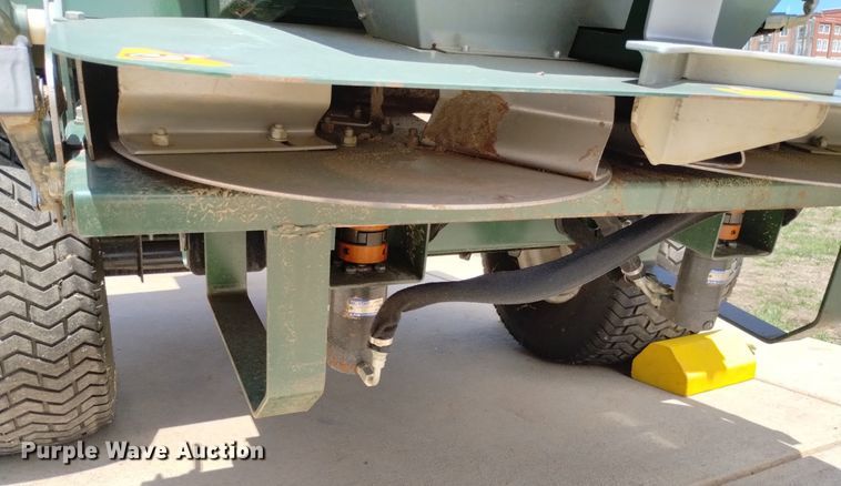 image for item LP9575 Turfco Widespread 1540  top dresser spreader