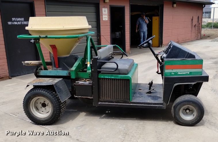 image for item LP9586 Cushman Turf Truckster  utility vehicle