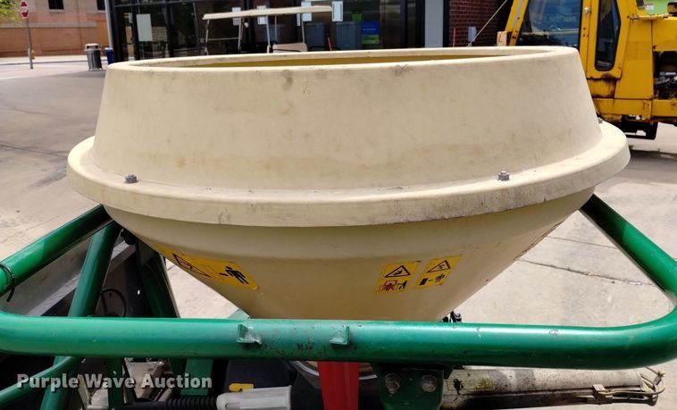 image for item LP9586 Cushman Turf Truckster  utility vehicle