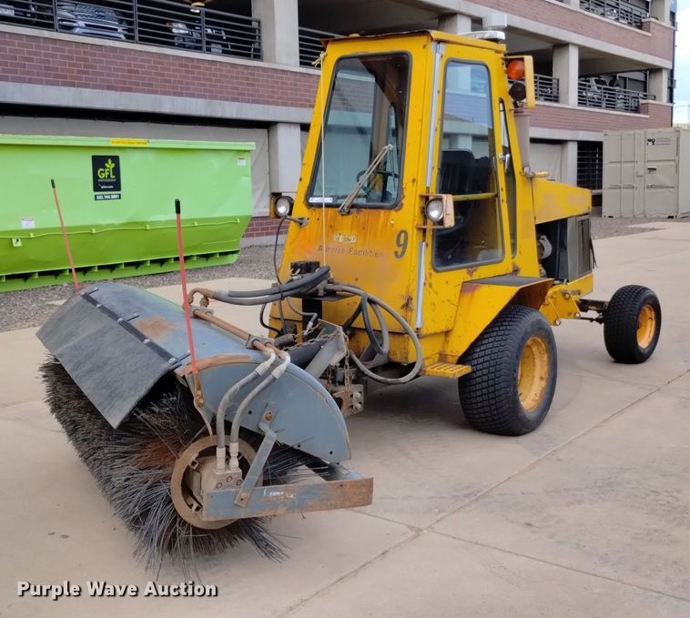 image for item LP9587 Howard H180  broom