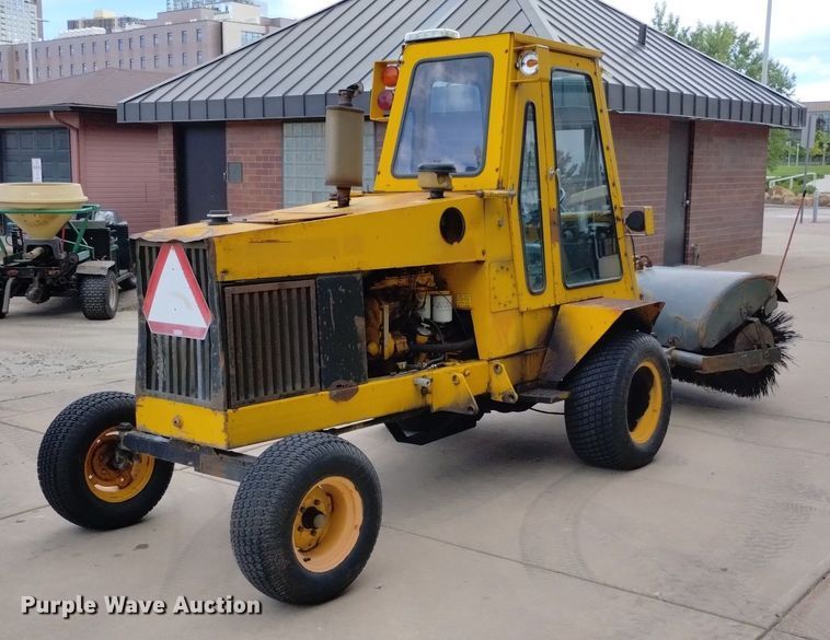 image for item LP9587 Howard H180  broom