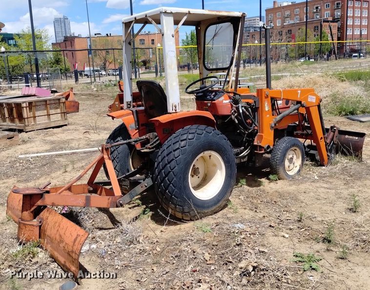 image for item LP9589 Yanmar 187D  MFWD tractor