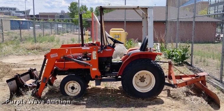 image for item LP9589 Yanmar 187D  MFWD tractor