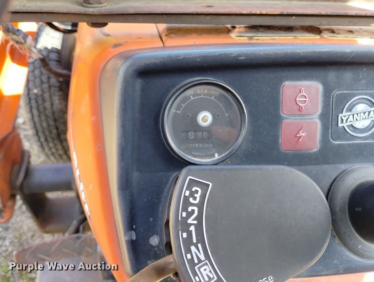 image for item LP9589 Yanmar 187D  MFWD tractor