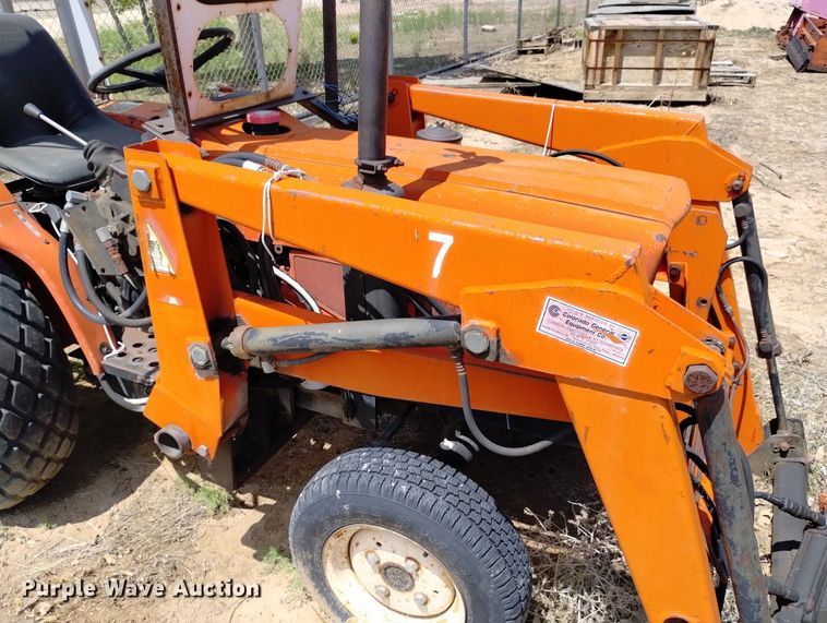 image for item LP9589 Yanmar 187D  MFWD tractor