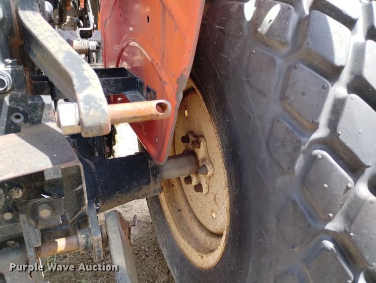 image for item LP9589 Yanmar 187D  MFWD tractor