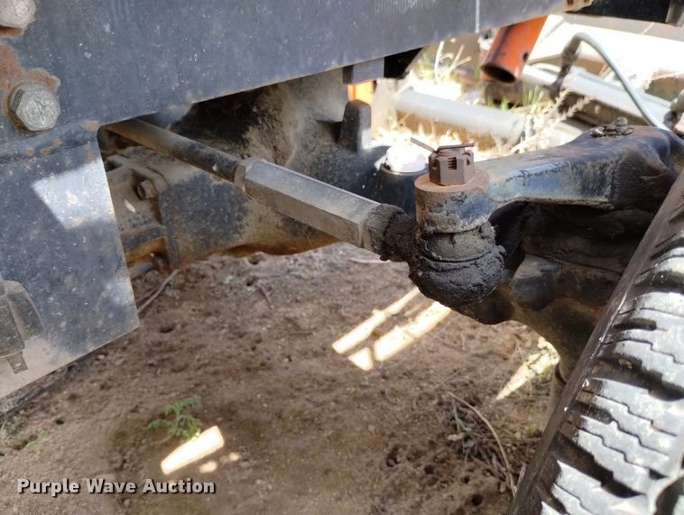 image for item LP9589 Yanmar 187D  MFWD tractor