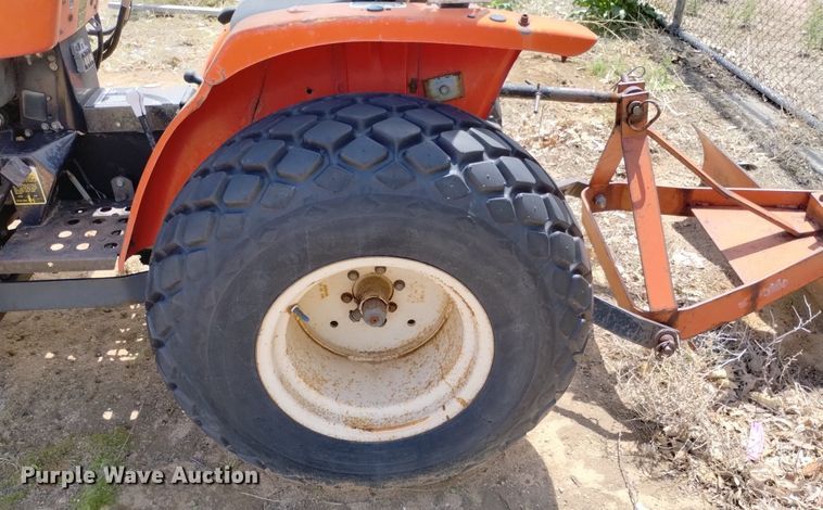 image for item LP9589 Yanmar 187D  MFWD tractor