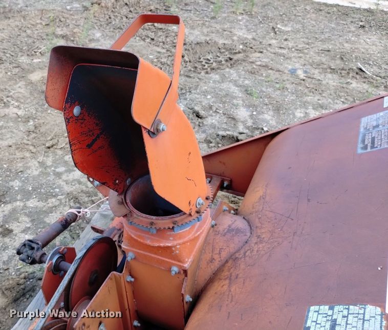 image for item LP9590 Toro 30570  snow blower