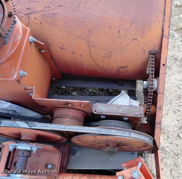 image for item LP9590 Toro 30570  snow blower