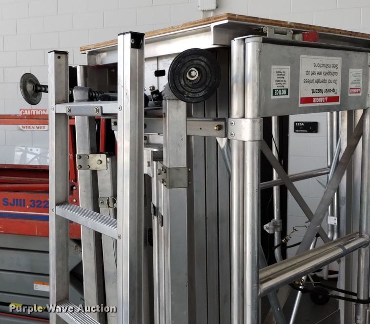 image for item LP9594 Genie DPL-30  vertical lift