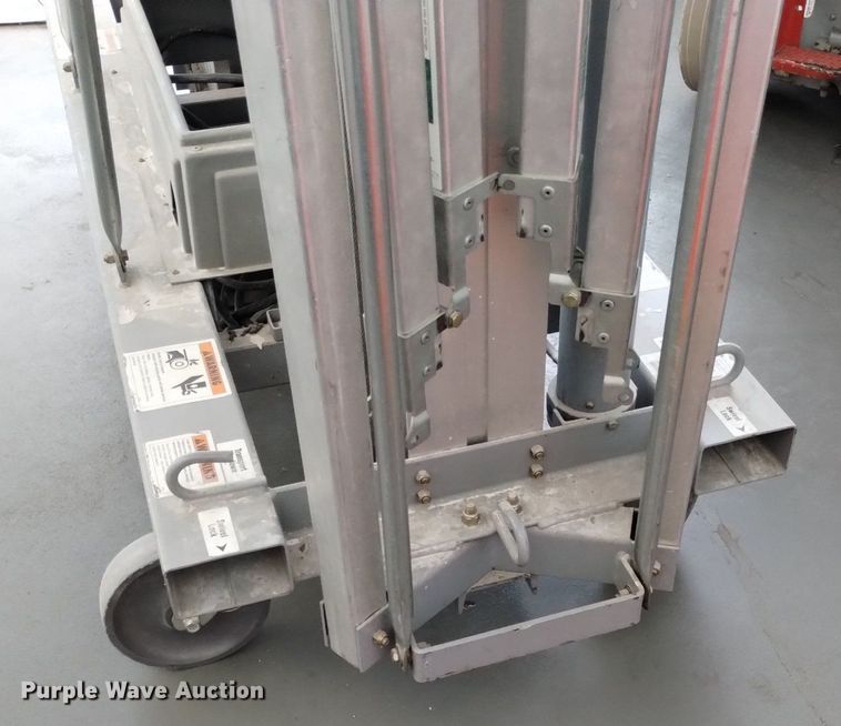 image for item LP9594 Genie DPL-30  vertical lift