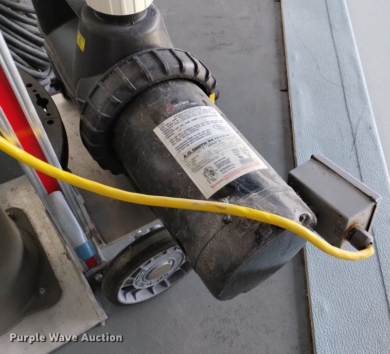 image for item LP9595 (2) pool pumps