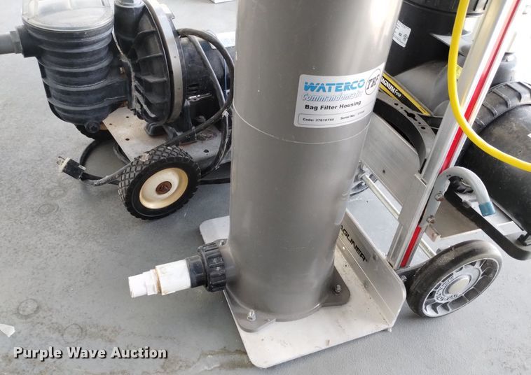 image for item LP9595 (2) pool pumps