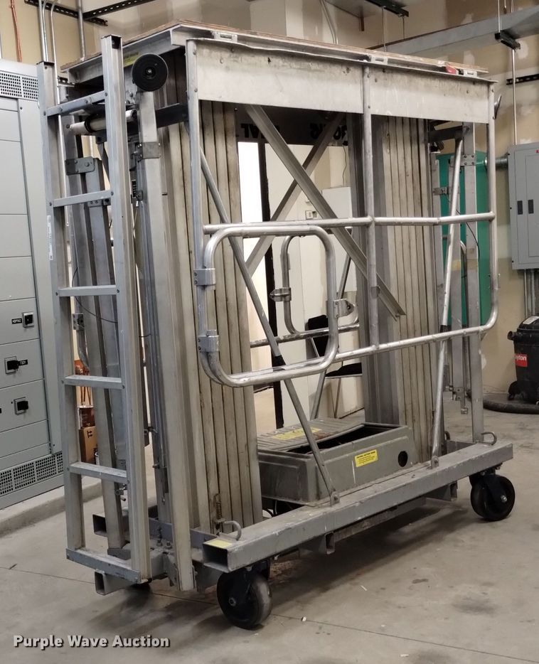 image for item LP9597 Genie DPL-30SP  vertical lift