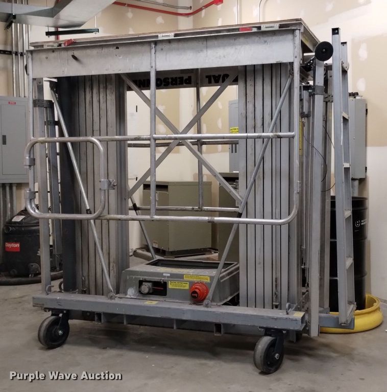 image for item LP9597 Genie DPL-30SP  vertical lift