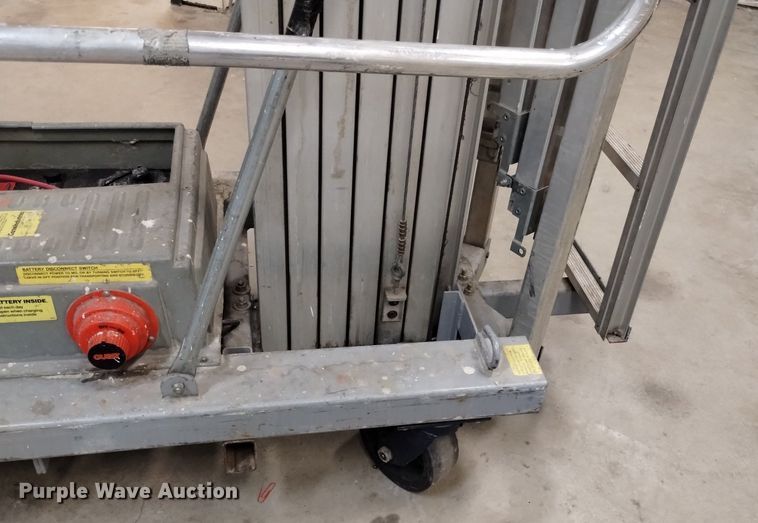 image for item LP9597 Genie DPL-30SP  vertical lift