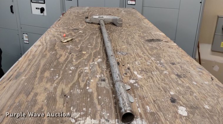 image for item LP9597 Genie DPL-30SP  vertical lift