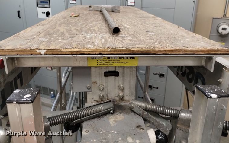 image for item LP9597 Genie DPL-30SP  vertical lift